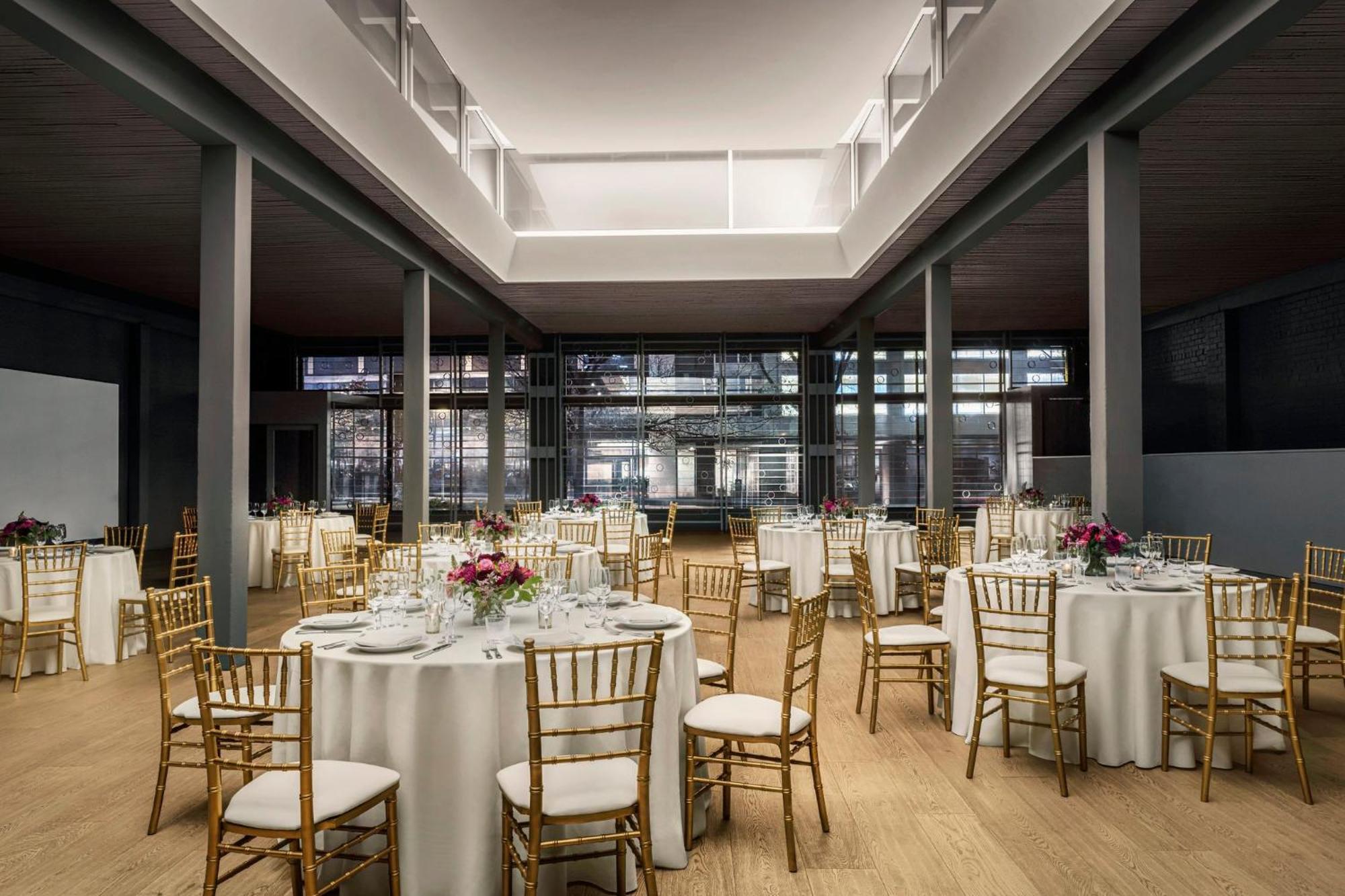 Kimpton Palladian Hotel By Ihg Сиатъл Екстериор снимка