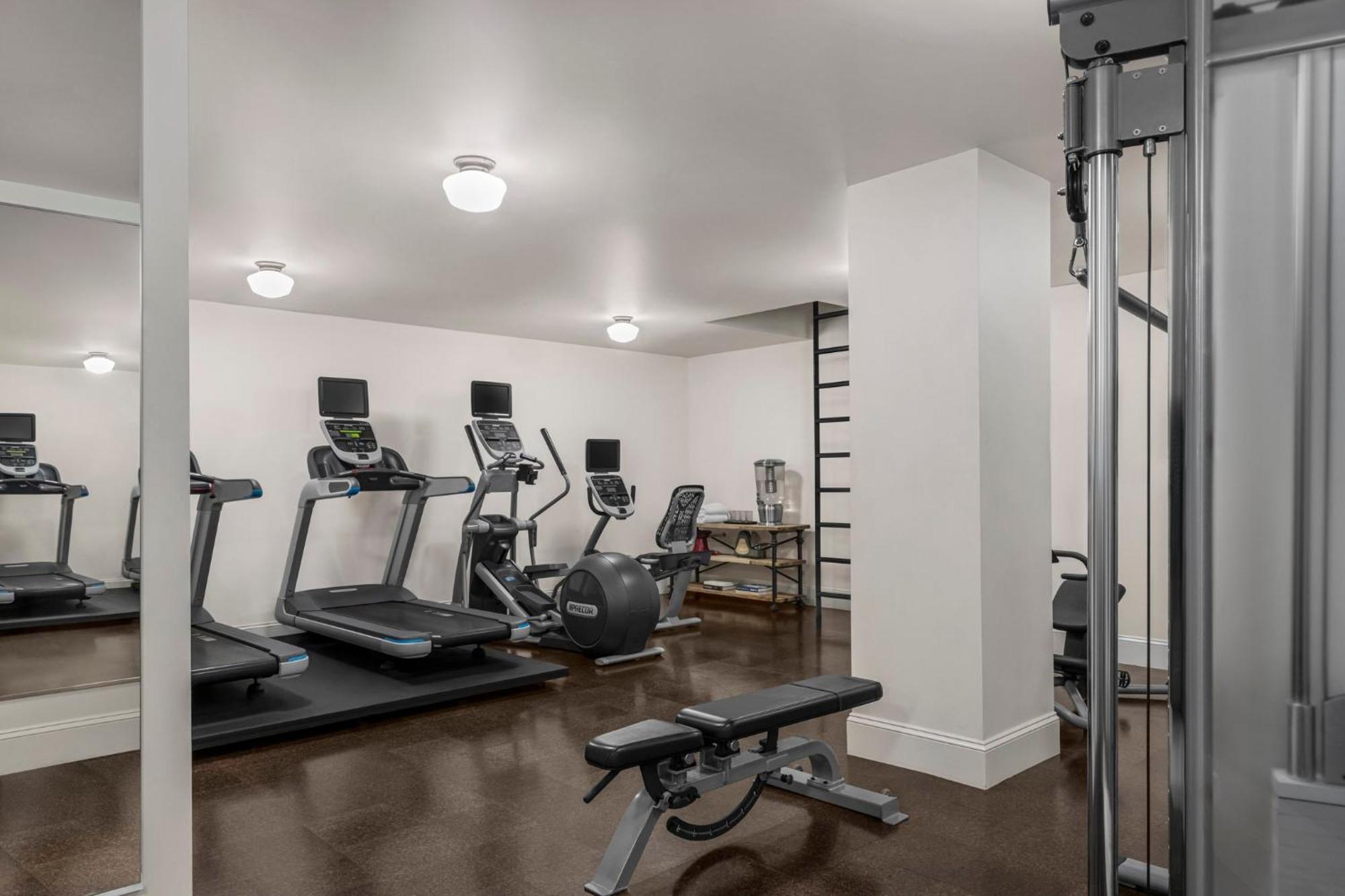 Kimpton Palladian Hotel By Ihg Сиатъл Екстериор снимка