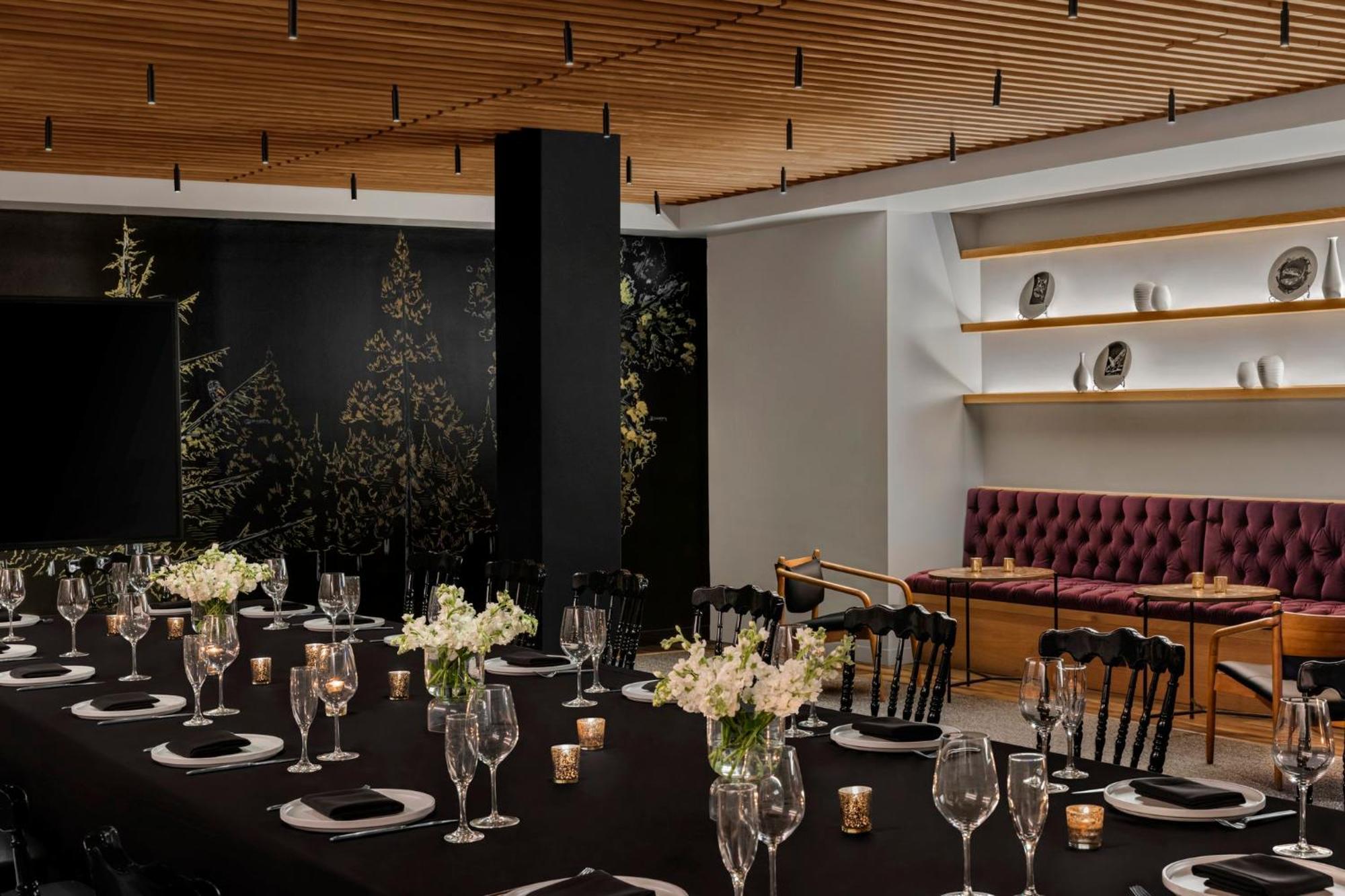 Kimpton Palladian Hotel By Ihg Сиатъл Екстериор снимка