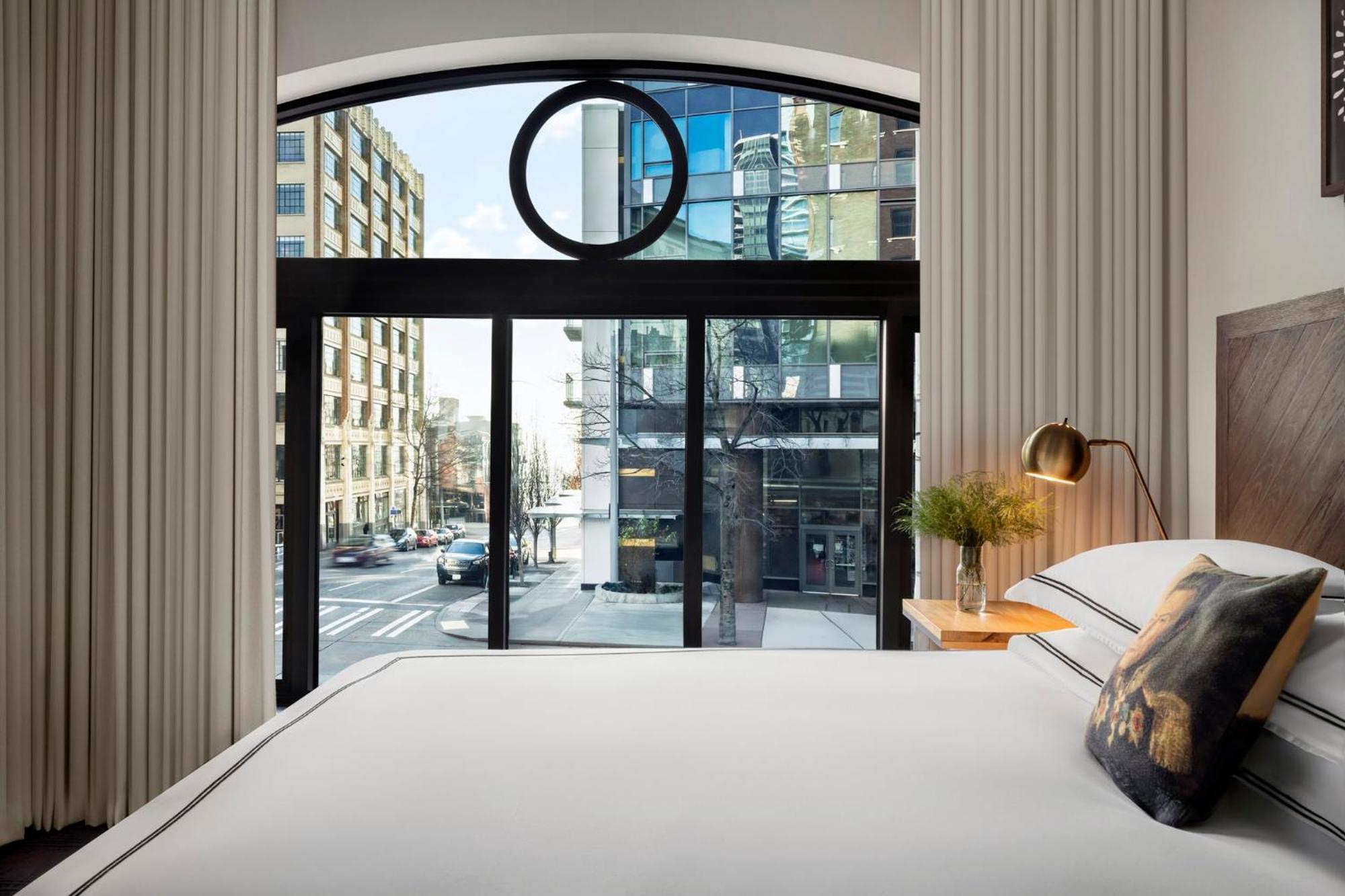 Kimpton Palladian Hotel By Ihg Сиатъл Екстериор снимка